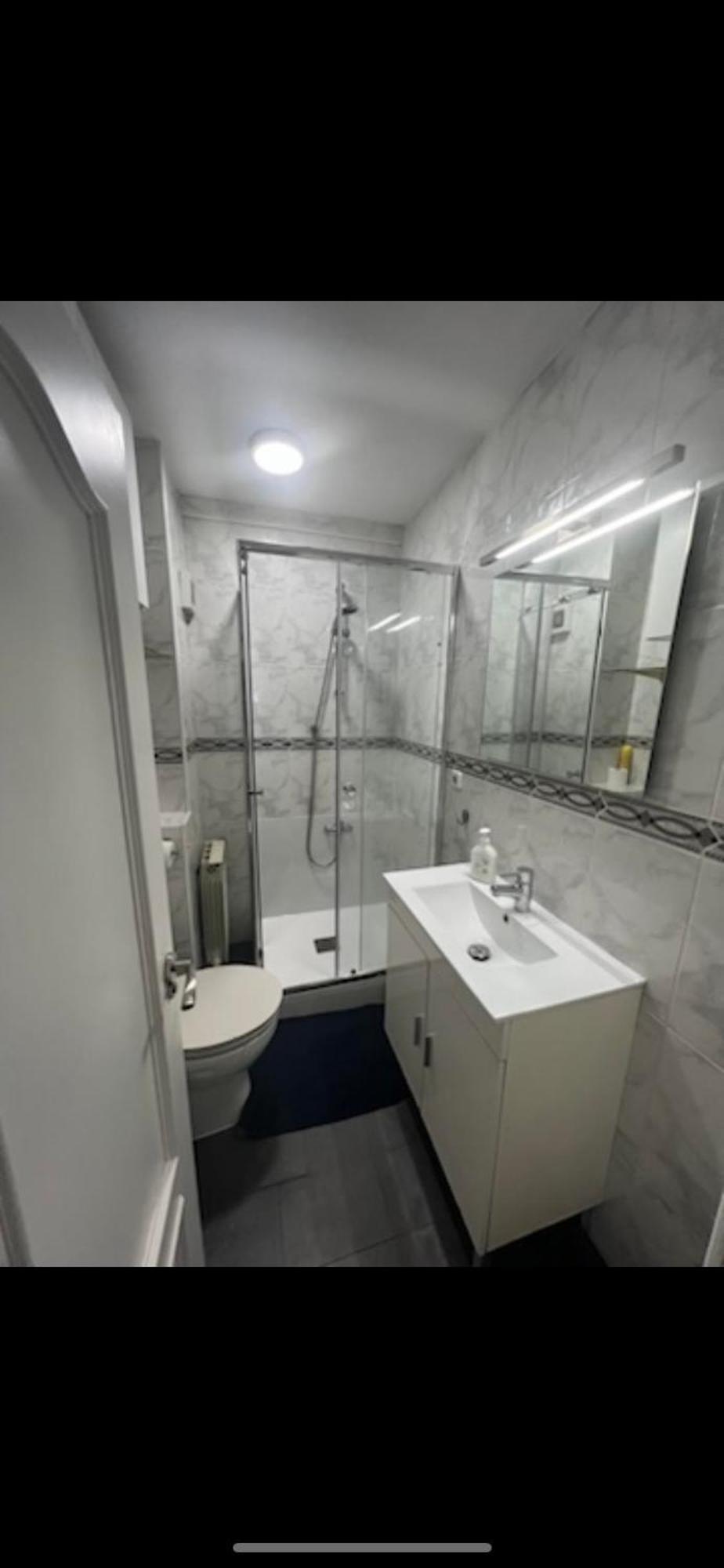 Bed Vallecas Hotel Мадрид Екстериор снимка