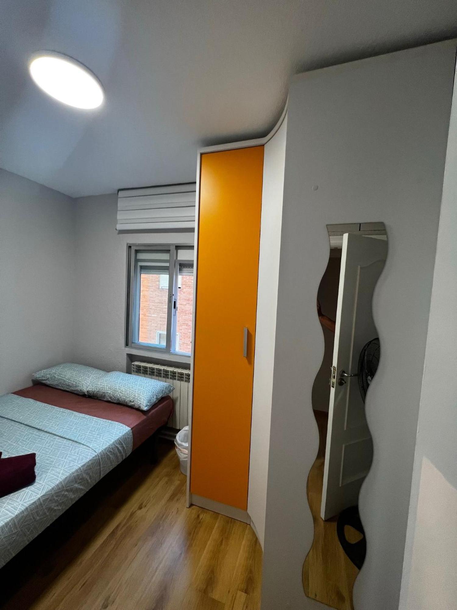 Bed Vallecas Hotel Мадрид Екстериор снимка